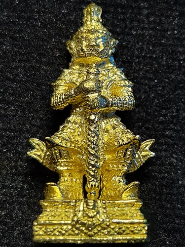 วัดจุฬามณี สมุทรสงคราม  รูปหล่อท้าวเวสสุวรรณ หลวงพ่ออิฏฐ์  พิมพ์หน้ายักษ์ 2559  ตอกโค้ต เหล็ง