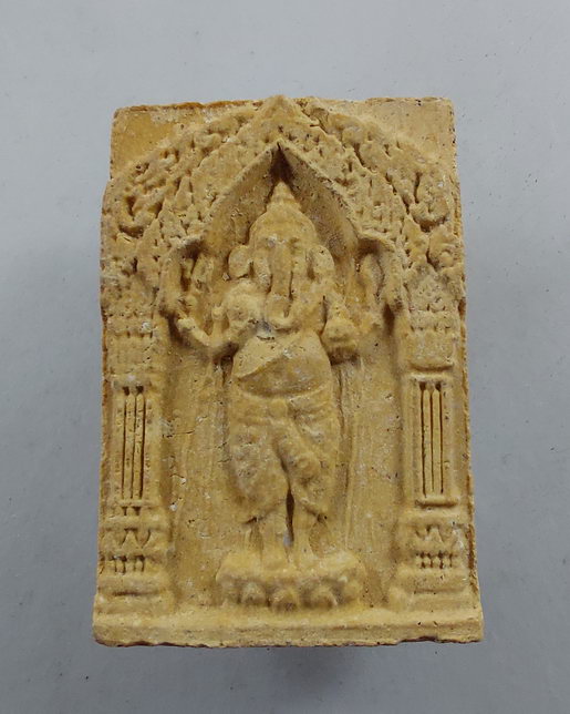 " พระพิฆเนศวร รุ่นแรก ปี 2554 เปิดศาลห้วยขวาง-รัชดา กรุงเทพ เจ้าคุณธงชัย ,ลพ.ชำนาญ ร่วมพิธีปลุกเสก ส