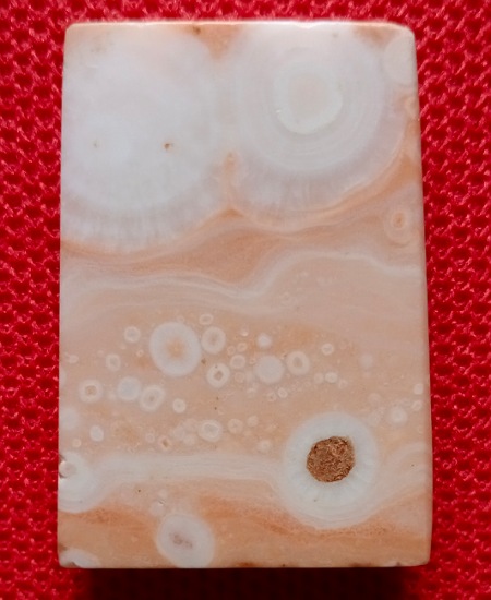 พระสมเด็จหินพระธาตุแกะ เนื้อหิน เคาะเดียว