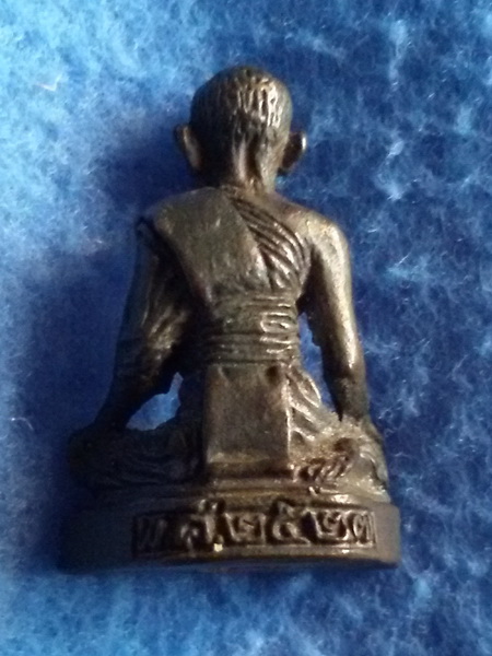 รูปหล่อหลวงพ่อเนื่อง วัดจุฬามณี จ. สมุทรสงคราม พ.ศ. 2527