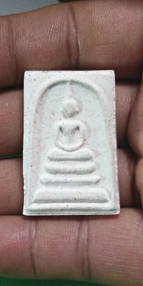 พระสมเด็จ วัดมงกุฎวราราม เดิมเดิมไม่ผ่านการใช้