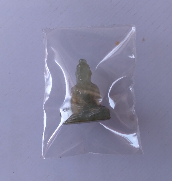 พระพุทธหินหยกแกะ