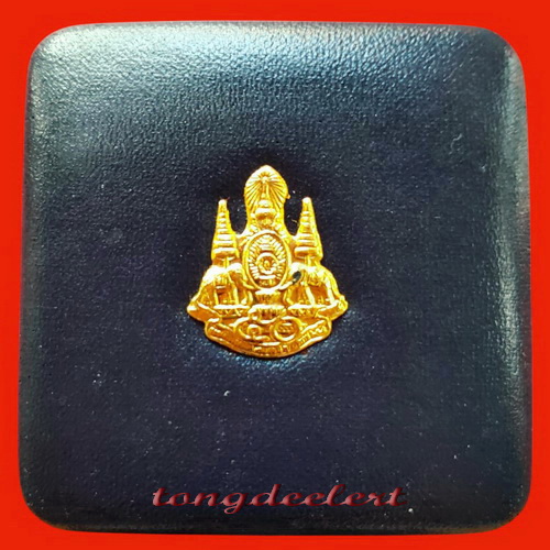 เหรียญสมเด็จพระญาณสังวร วัดบวรนิเวศ รุ่นเฉลิมพระเกียรติ ปี 2539 เนื้อเงินลงยา สวยมากค่ะ