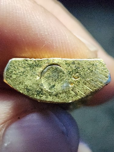 วัดนวลจันทร์ กทม. รูปหล่อหลวงปู่หุ่น  อุดกริ่ง