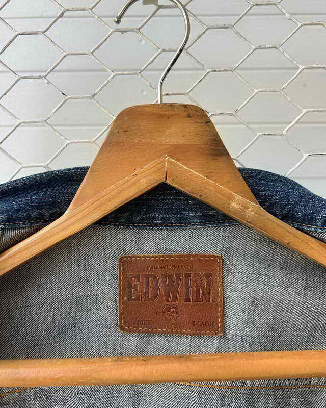 เสื้อแจ็คเก็ตยีนส์ EDWIN สองกระเป๋าไหล่ 18.5นิ้ว
