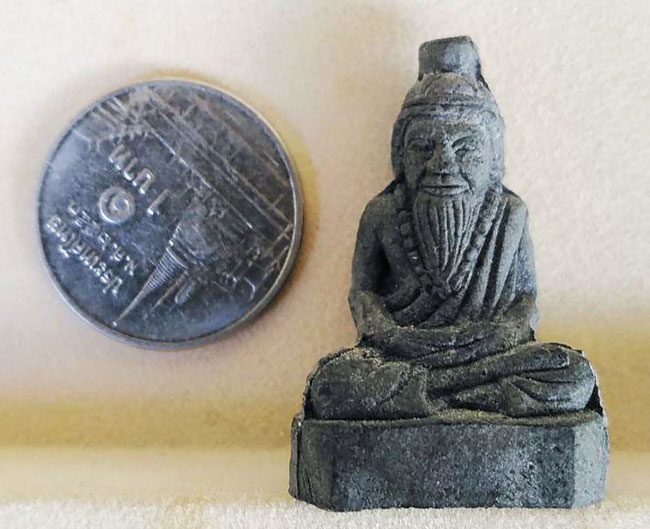 รูปเหมือนลอยองค์ พระฤาษี เนื้อผง ไม่ทราบที่