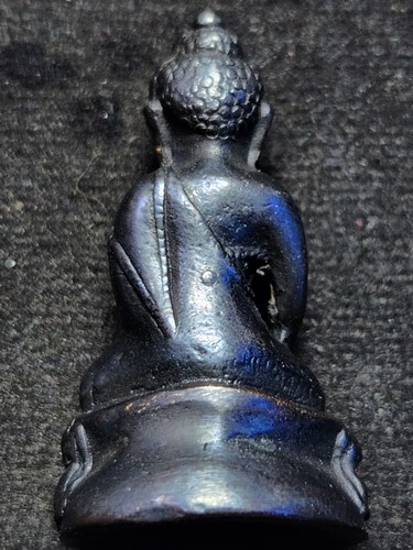 พระกริ่งก้นถ้วยใหญ่