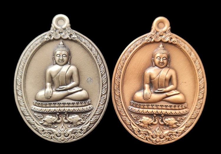 เคาะแรกแดง..ลพ.สำเร็จศักดิ์สิทธิ์ ๖๓..ชุบซาติน ๒ เหรียญ (รายละเอียดในโพสต์)..วัดหนองสะเดา จ.สระบุรี