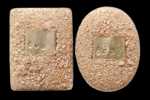 ล็อกเก็ตรุ่นเศรษฐี ๖๕..ซีเปียหลังอุดมวลสาร (รายละเอียดในโพสต์)..ลป.นน เขาพรานธูป ประจวบคีรีขันธ์