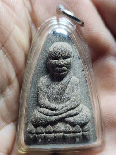 วัดห้วยมงคล ประจวบคีรีขันธ์ หลวงปู่ทวด รุ่นศาลาหัก หลังเม็ดกระดุมเงิน ปี2538