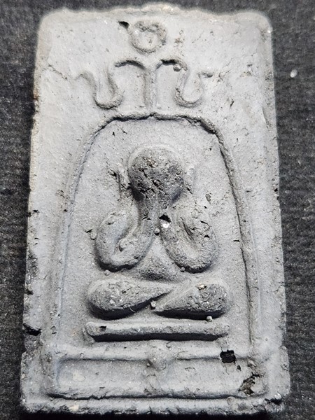 ดระฆังฯ กรุงเทพฯ  พระสมเด็จปิดตาซุ้มระฆัง เจ้าคุณเที่ยง สร้างจากเนื้อดินหุ่นหรือดินไทย 2507 