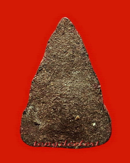 พระท่ากระดานเนื้อผงชานหมาก หลวงพ่อเที่ยง วัดม่วงชุม จ.กาญจนบุรีค่ะ