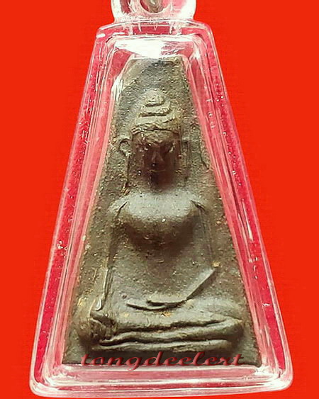 พระผงสุพรรณปลุกเสกอินเดีย ปี 2518 มวลสารดี พีธีเยี่ยม สวยมากค่ะ