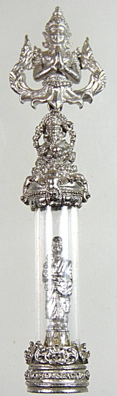 หลวงพ่ออลงกต วัดพระบาทน้ำพุ จ ลพบุรี