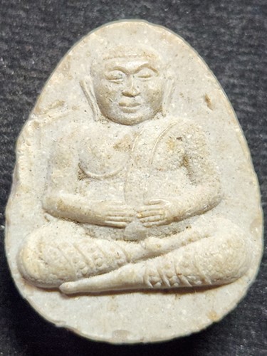 วัดสระเกศ กทม พระผงสังกัจจาย์ สมเด็จเกี่ยว หลังภูเขาทอง 