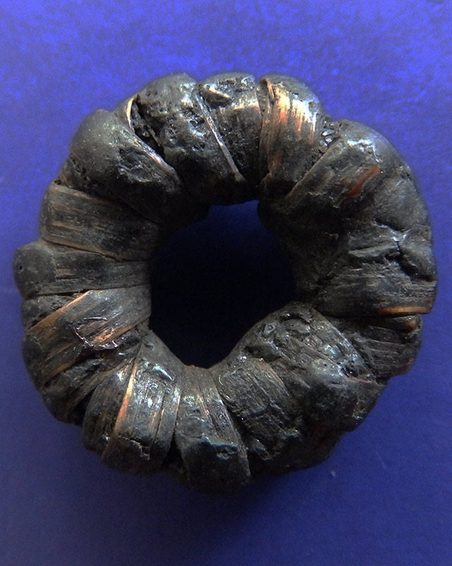 แหวนพิรอด/ตะกรุดพิสมรเก่าๆ ยอดเครื่องราง เก่าเก็บหลายสิบปี