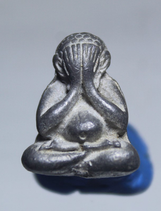 A814พระปิดตามหาลาภเนื้อตะกั่ว หลวงพ่อดี วัดพระรูป ปี 2534