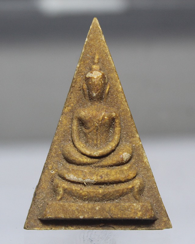 A840พระก้นย่าม พิมพ์พระพุทธหลังใบโพธิ์ หลวงปู่สี พิมพ์ใหญ่ 