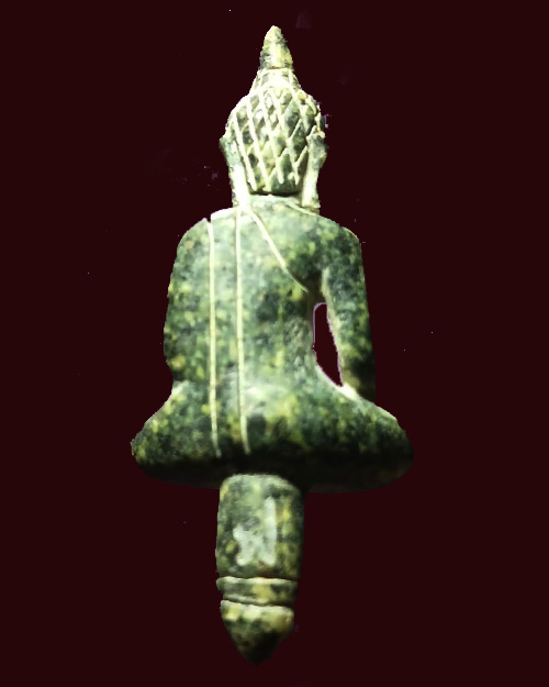  พระหินหยกพิมพ์ยอดธง หลวงปู่ฟัก วัดเขาน้อยสามผาน จังหวัดจันทบุ