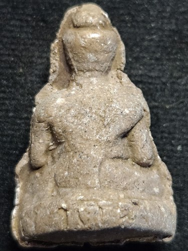 พระฤาษี เนื้อผง