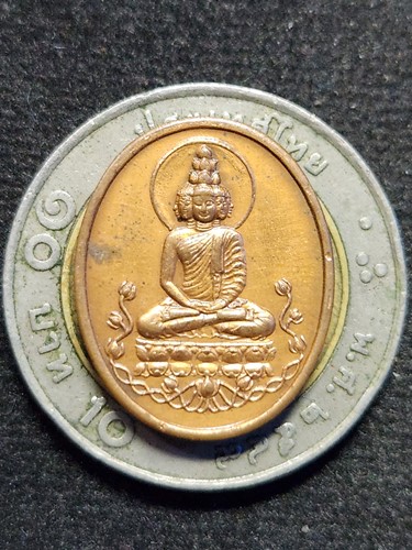 สถาบันพยากรณ์ศาสตร์  เหรียญเศรษฐีนวโกฏิ อ.ลักษณ์ เรขานิเทศ