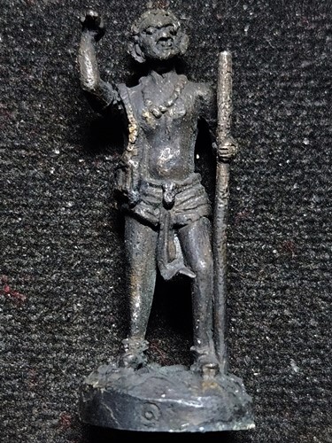 เจ้าเงาะเทวฤทธิ์ นวโลหะฝังตระกรุด มวลสาร และเส้นเกศา 17 พระเกจิ