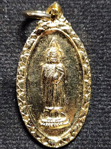 วัดอินทรวิหาร กทม เหรียญหลวงพ่อโตหลังสมเด็จพุฒาจารย์ โต พรหมรังษี 2495