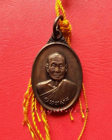 ประคำไม้ หลวงพ่ออุตตมะ วัดวังก์วิเวการาม จ.กาญจนบุรี สวยมากค่ะ