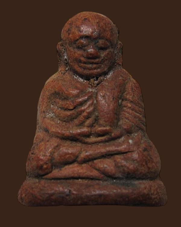 หลวงพ่อเงิน เนื้อดิน ก้น วกจ ไม่ทราบสำนักครับ