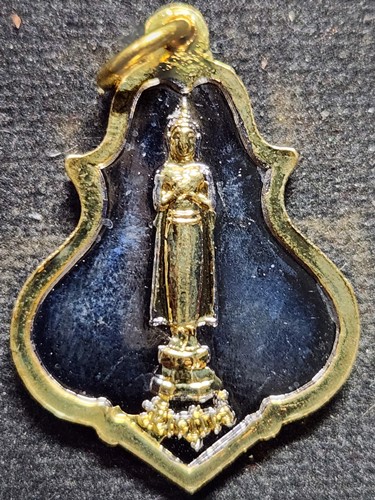 วัดท่าพระ ธนบุรี กทม เหรียญลงยาหลวงพ่อเกษร หลังพระประจำวันศุกร์ 