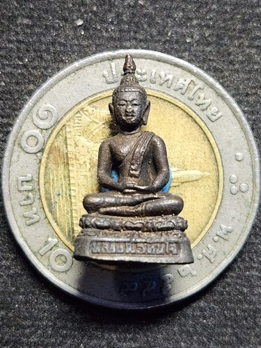 วัดพระธาตุช่อแฮ ต.ช่อแฮ อ.เมือง จ.แพร่ รูปหล่อเล็ก พระเจ้าทันใจ 