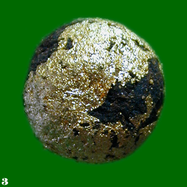 ลูกอม ผงยาวาสนา จินดามณี วัดน้อย หลวงพ่อบัวลอย วัดน้อยอินทร์บุรี .......เคาะเดียวแดง                