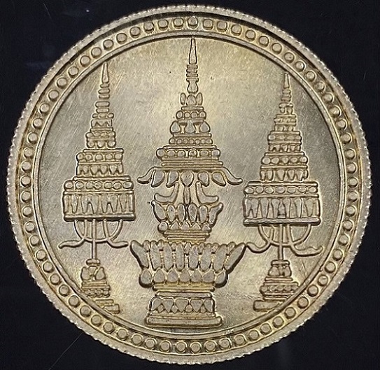 เหรียญที่ระลึก เนื้ออัลปาก้า ขนาด 3 ซม. สวยครับ