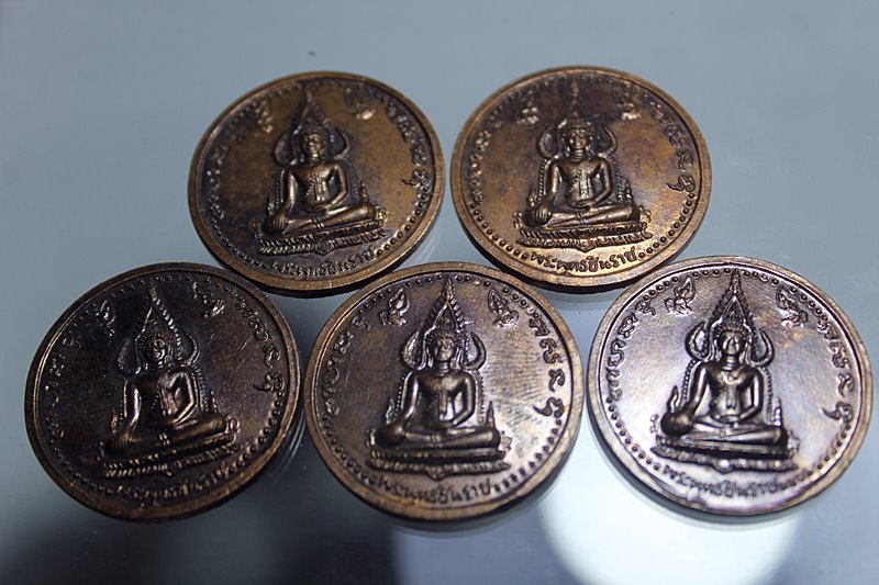 A925เหรียญกลมใหญ่ พระพุทธชินราช หลัง พระสมเด็จพระนเรศวรมหาราช ปี2538 เนื้อทองแดง  จำนวน 5 เหรียญ