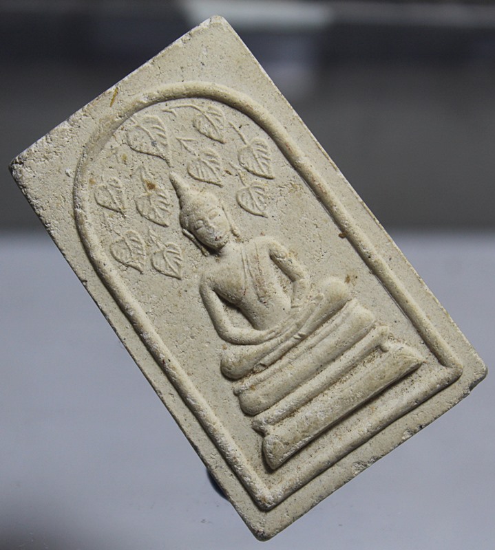 A935พระสมเด็จปรกโพธิ์ หลวงพ่อถม วัดเชิงท่า ลพบุรี 94 พิมพ์จัมโบ้ หลังตรายาง