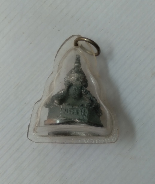 รูปหล่อพระราหูวัดศรีษะทอง