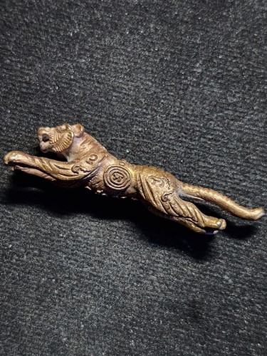 วัดตะเคียน นนทบุรี เสือปืนแตก หลวงปู่แย้ม ปิยวัณโณ  รุ่น 5 ปี 2553  พิมพ์เล็ก