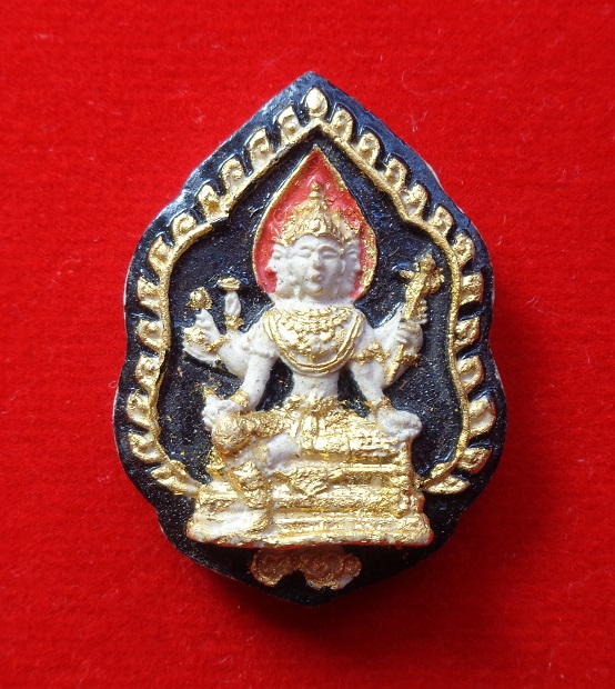 พระผงท้าวมหาพรหมธาดา พระครูณรงค์ อดีตเจ้าอาวาสวัดดอนยานนาวา จ.กรุงเทพฯ สวยครับ