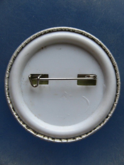 เข็มกลัด หลวงพ่อสนอง วัดสังฆทาน นนทบุรี