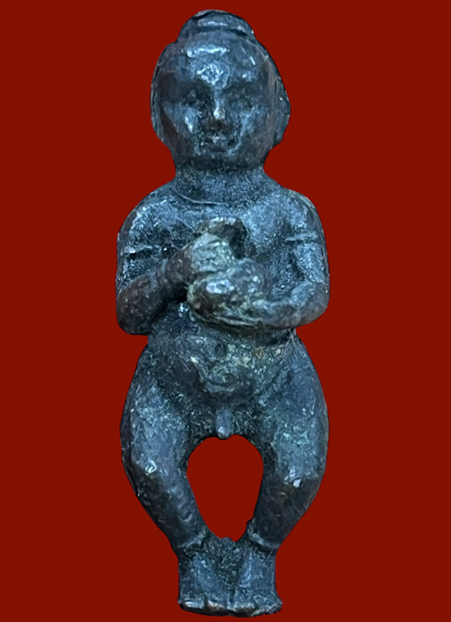 กุมารหลวงพ่อกวย วัดโฆสิตาราม จ.ชัยนาท ปี2521 เนื้อตะกั่วอาบทองแดง