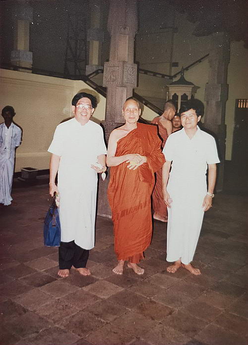 พระสมเด็จเนื้อเมฆพัตร หลวงพ่ออุตตมะ วัดวังก์วิเวการาม อ.สังขละบุรี จ.กาญจนบุรี สวยมากค่ะ