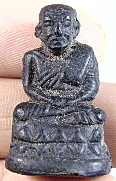 รูปเหมือนลอยองค์หลวงปู่ทวด เนื้อผง