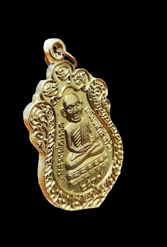 หลวงปู่ทวด สร้างวิหารปี 2537 วัดทรายขาว ปัตตานี เนื้อทองทิพย์ สร้าง5หมื่นองค์ พิมพ์บลอคแตก
