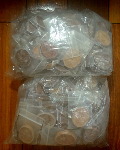 เนื้อว่าน พ่อท่านมหาลอย วัดแหลมจาก ปากรอ สงขลา 100องค์