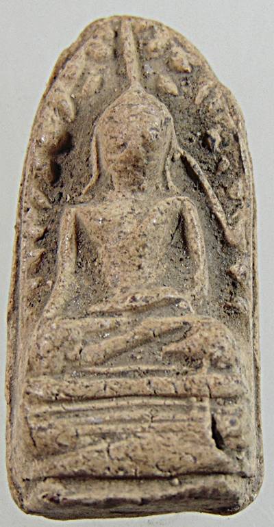๒๐ พระรอดหลังเจดีย์ ปี ๓๙ (มวลสารเก่าพระสกุลลำพูน)
