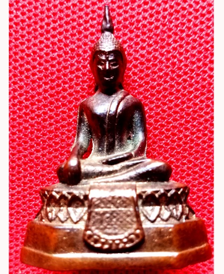 พระพุทธขนาด 2 นิ้ว เนื้อนวะ เคาะเดียว