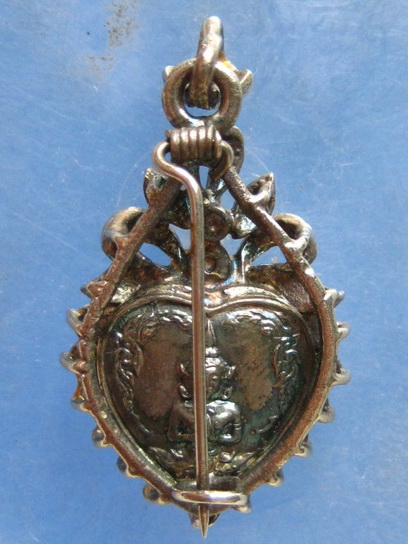 เข็มกลัด พระครูปทุมธรรมโชติ ปทุมธานี