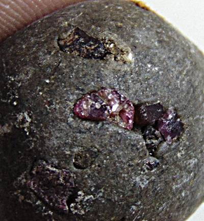 ลูกอม เนื้อผง ตะกรุด โค็ด จีวร โรยพลอย