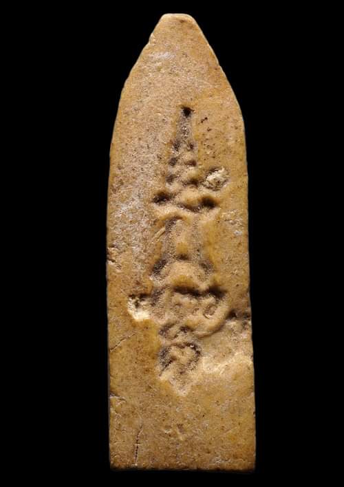 ถูกสุด สะดุดใจ..พระลีลาหลังยันต์ ไม่ทราบที่ เนื้อผงน้ำมัน สวยเดิม