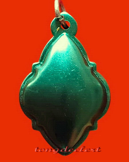 พระปางอุ้มบาตร(พระประจำวันพุธ) หลวงปู่ทิม วัดละหารไร่ จ.ระยอง ปี 2517 สวยมากค่ะ